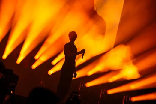 Shawn Mendes live op het podium