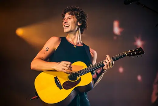 Shawn Mendes live op het podium