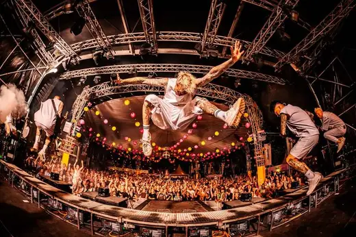 The Dirty Daddies met vuur